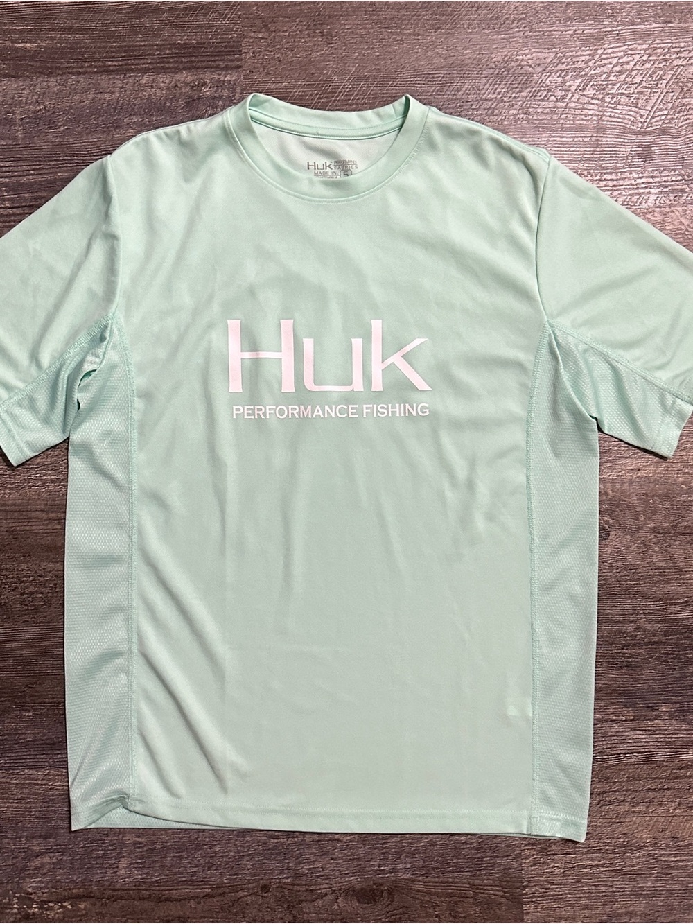 Huk Men's Small Performance Fishing Shirt - Mint Green